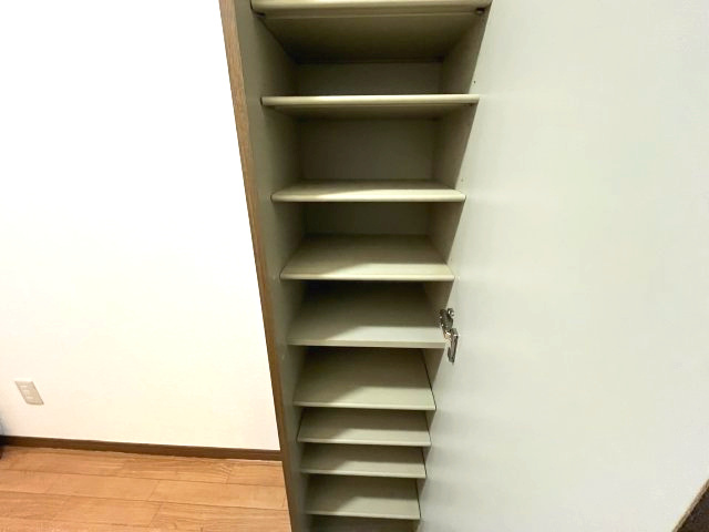 レオパレスさんわ大和田第8の収納|イメージとして同建物他部屋を表示しています
