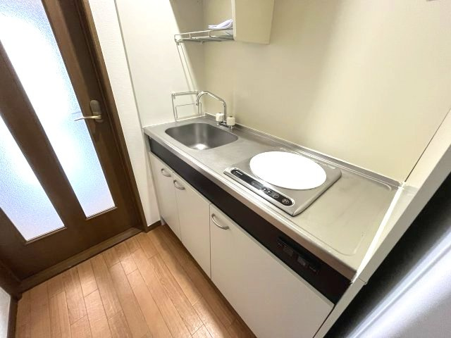 レオパレスさんわ大和田第8のキッチン|イメージとして同建物他部屋を表示しています