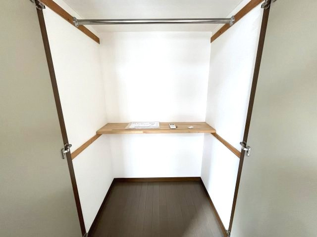 レオパレスさんわ大和田第8の収納|イメージとして同建物他部屋を表示しています