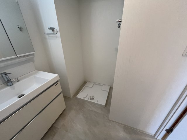 プレジオ八戸ノ里の洗面所|(参考)同マンション同間取り他部屋の写真