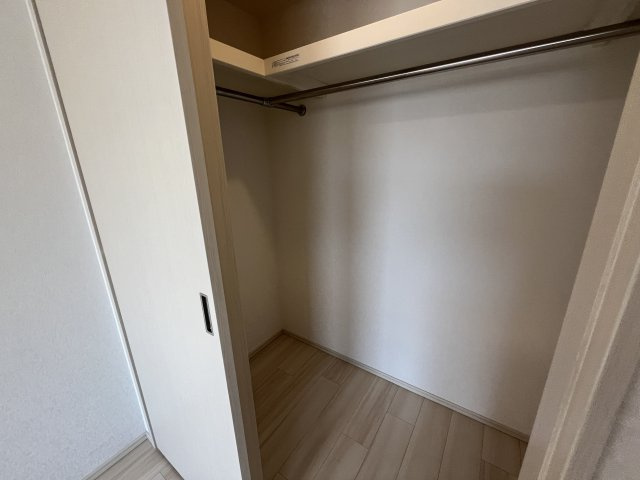 プレジオ八戸ノ里の収納|(参考)同マンション同間取り他部屋の写真