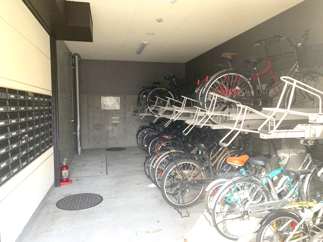 ドリームネオポリス桜ノ宮の駐車場