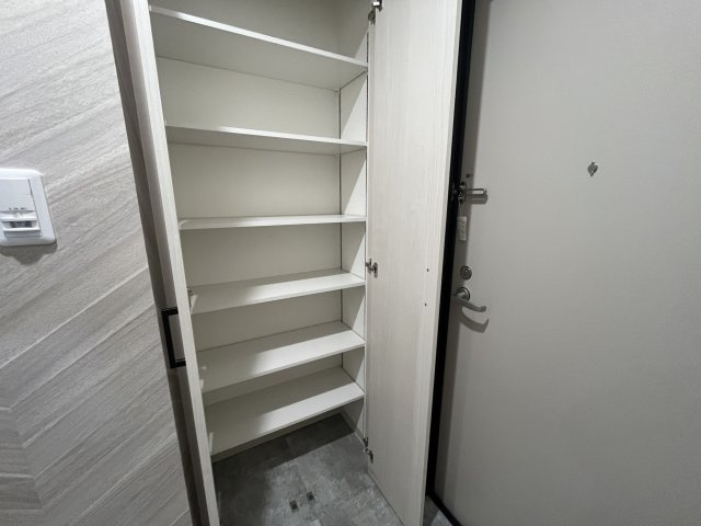 クリエオーレ一津屋Ⅰの収納