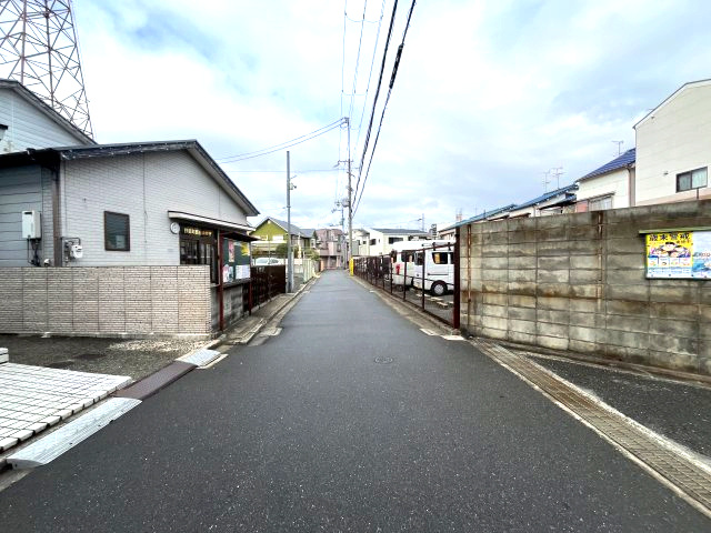 メゾン・ラ・フォーレの周辺
