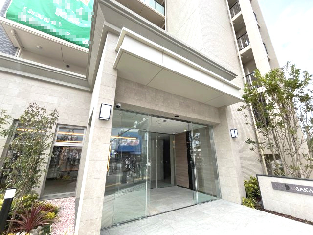 ソルテラスOSAKA EAST GATEのエントランス