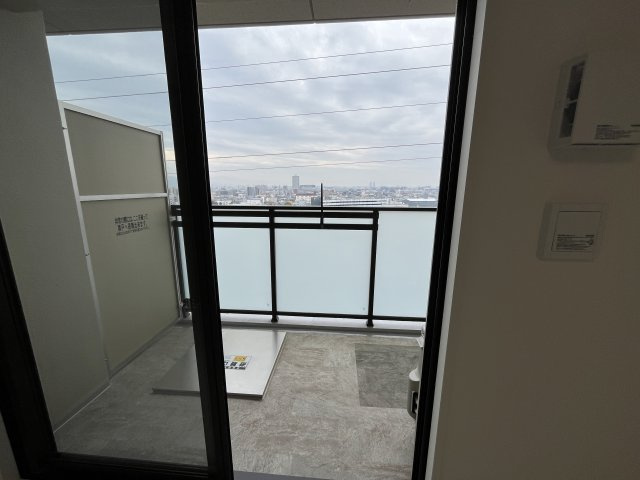 ソルテラスOSAKA EAST GATEのバルコニー