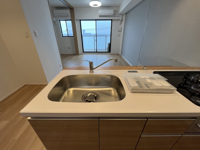ソルテラスOSAKA EAST GATEのキッチン