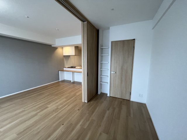 ソルテラスOSAKA EAST GATEの居間・リビング