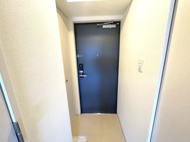 エスリード大阪城の玄関
