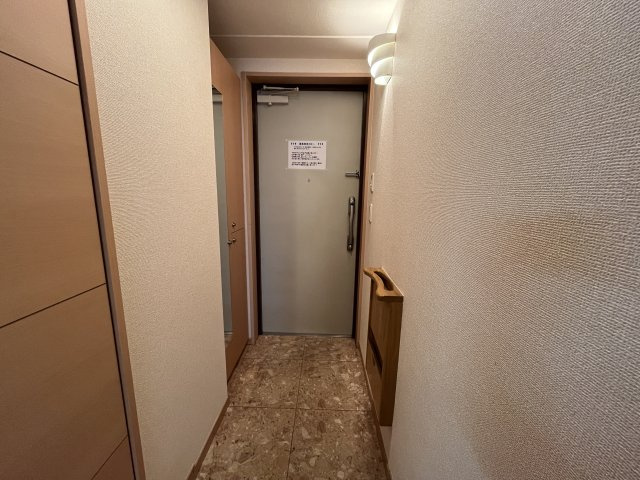 ALCYONEの玄関