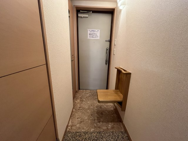 ALCYONEの玄関