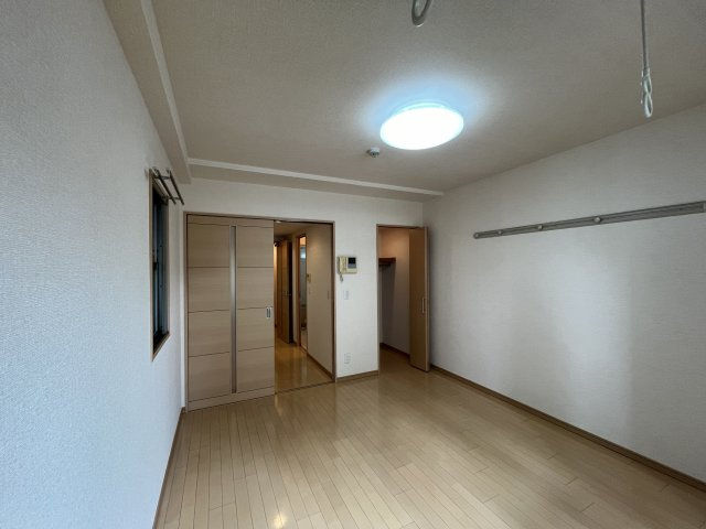 ALCYONEの居間・リビング