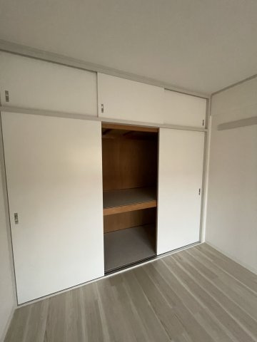 ピュアネスDoiの収納|同建物反転タイプを表示しています