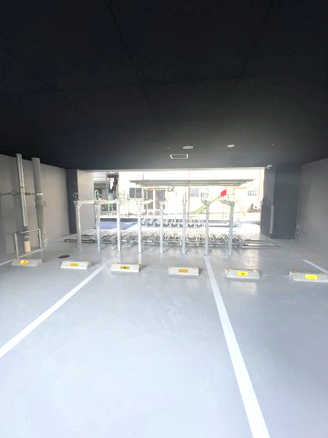 S-RESIDENCE都島Elegantの駐車場