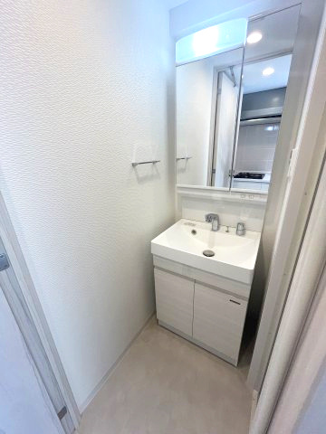 S-RESIDENCE都島Elegantの独立洗面台