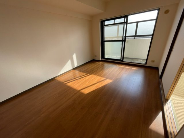 グレイシィーK・Yの居間・リビング|(参考)同マンション別間取り他部屋の写真（間取り図が正）