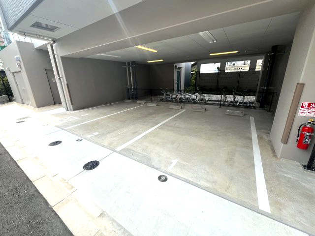 ブランシエスタ都島通の駐車場