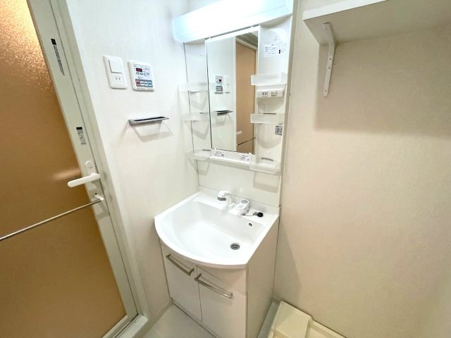 スプランディッド新大阪キDUEの独立洗面台