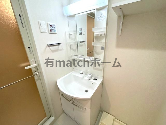 スプランディッド新大阪キDUEの独立洗面台