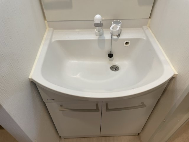 スプランディッド新大阪キDUEの洗面所|イメージとして他号室の部屋写真を表示しています