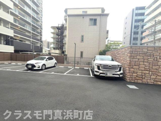 プレジオ森之宮の駐車場
