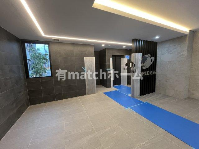 ワールドアイ大阪West Gateのロビー
