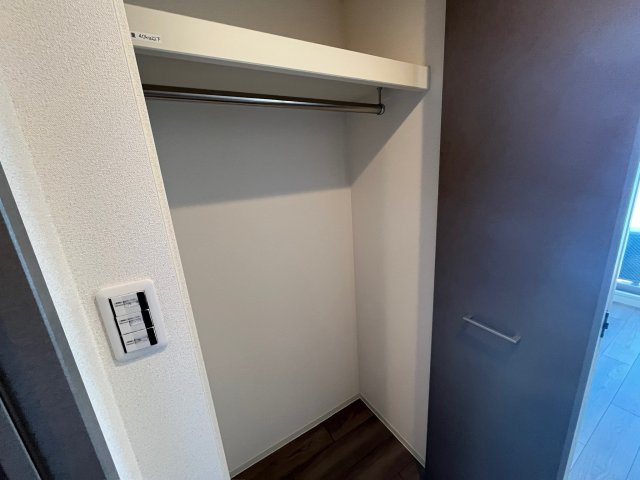 プレサンス東小橋エレディータの収納