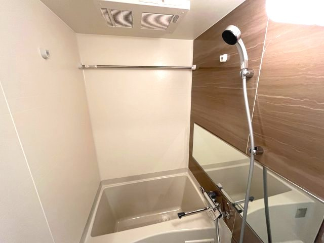 プレサンス東小橋エレディータの浴室