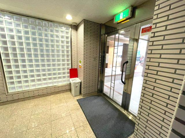 オズレジデンス関目　のエントランス|イメージとして同マンション他部屋を表示しています