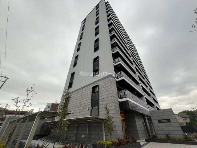 スプランディッド大阪NAMBA　LINEの外観