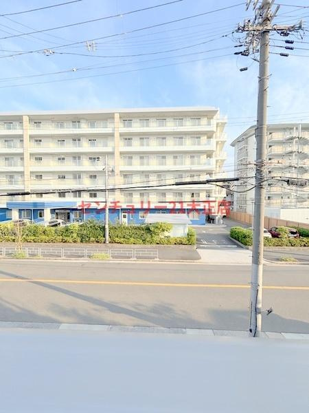 鶴町3丁目貸家の展望