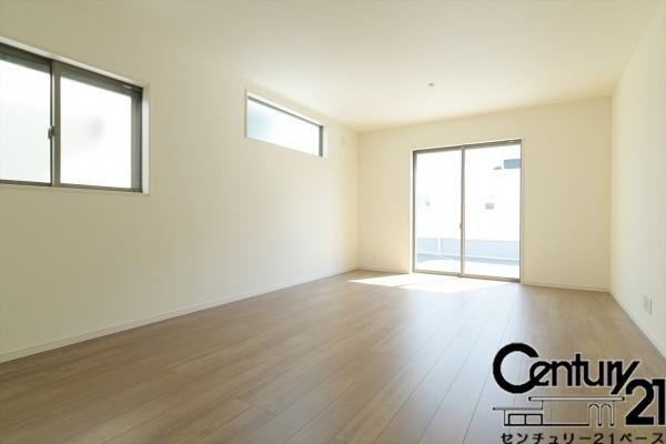 リーブルガーデン龍田西 ２号棟 ／新築一戸建の内観：施工例|■ペアガラス使用で結露の心配もありません！■
