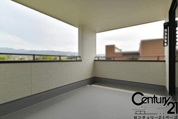 リーブルガーデン檜垣町 ／新築一戸建の内観：施工例|■≪同仕様写真≫■日当たりのよいバルコニー！洗濯物もよく乾きます！■