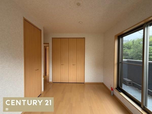 和歌山市口須佐　中古戸建の洋室