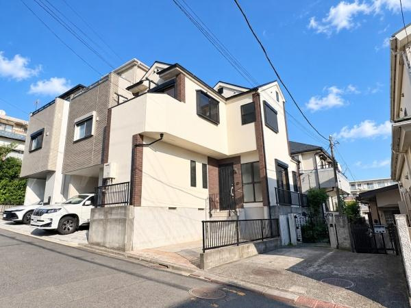 横浜市戸塚区名瀬町の中古一戸建の間取り