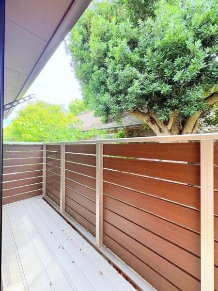 藤沢市片瀬山５丁目の中古一戸建のバルコニー