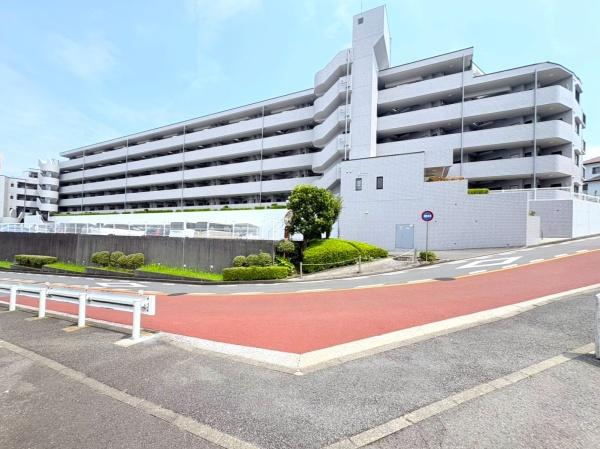ニューウェルテラス金沢八景Ｆ棟