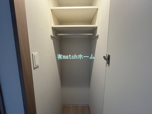 スプランディッド難波Ⅶ　塩草立葉小学校区の収納