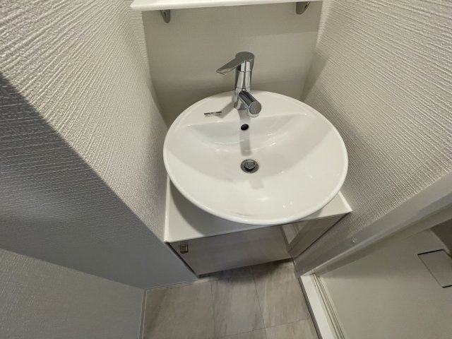 エスリードレジデンス大阪福島の独立洗面台|イメージとして同マンション他部屋を表示しています