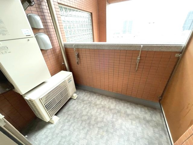 プレジオ本町のバルコニー