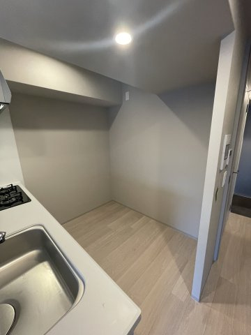 TOPAZ江坂のキッチン|イメージとして同マンション他部屋を表示しています