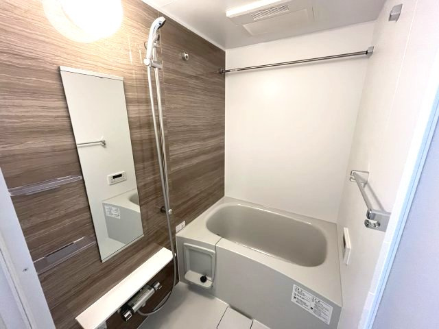 ヴェルメゾン旭町の浴室|イメージとして同マンション他部屋を表示しています