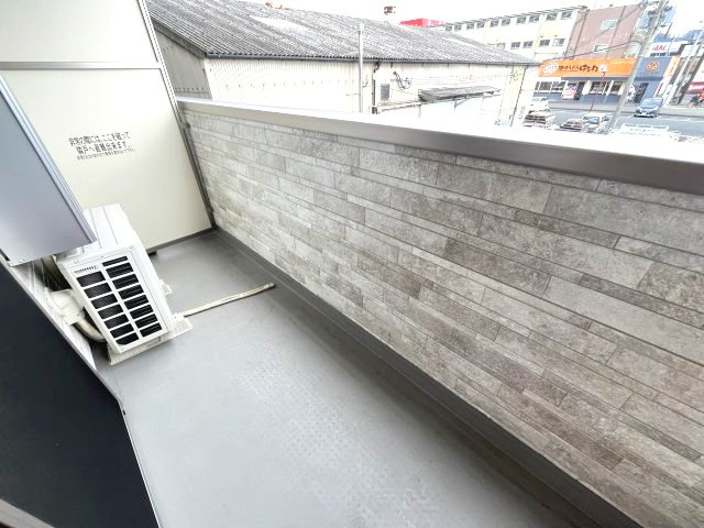 ヴェルメゾン旭町のバルコニー|イメージとして同マンション他部屋を表示しています