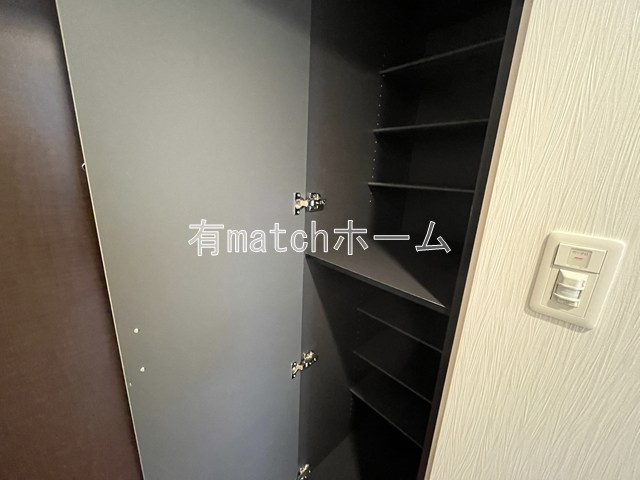 レオングラン本町橋の収納|反転のお写真となっております。
間取り図を参照ください。