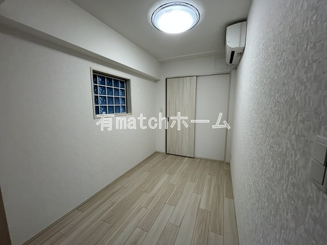 レオングラン本町橋の洋室|反転のお写真となっております。
間取り図を参照ください。