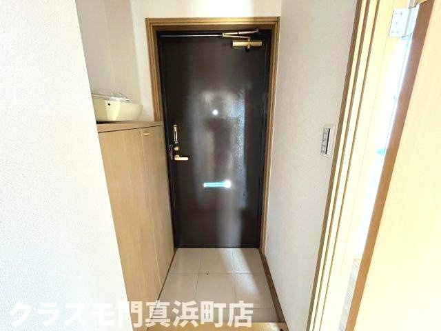 エステートピア小林の玄関