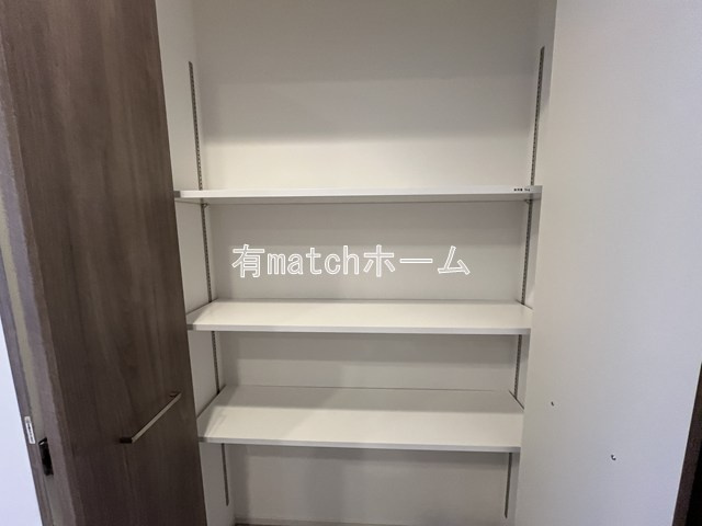 ルフォンプログレ南森町の収納