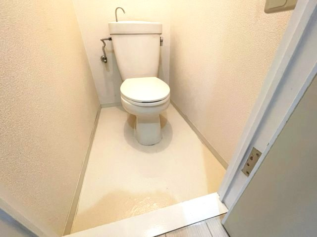 オオバハイツのトイレ|イメージとして同マンション他部屋を表示しています