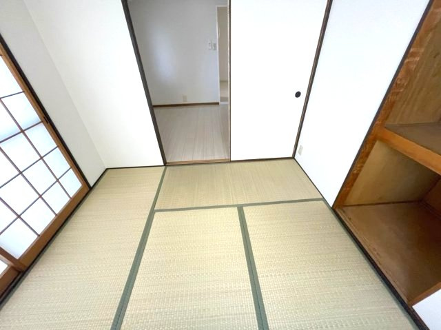 オオバハイツの和室|イメージとして同マンション他部屋を表示しています