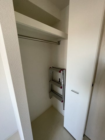 セレニテ江坂ルフレの収納